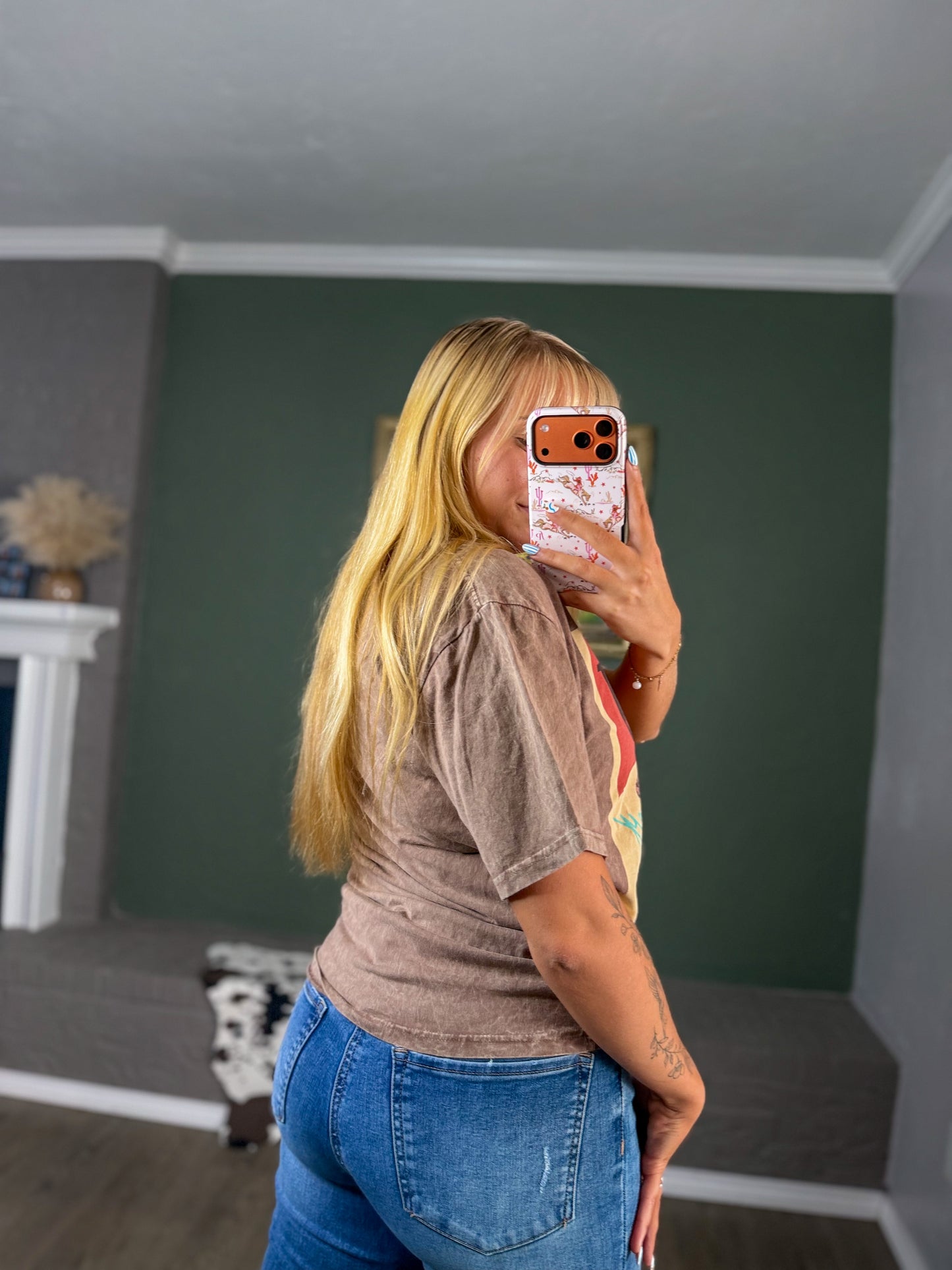 Howdy Honey Mineral Wash Graphic Tee