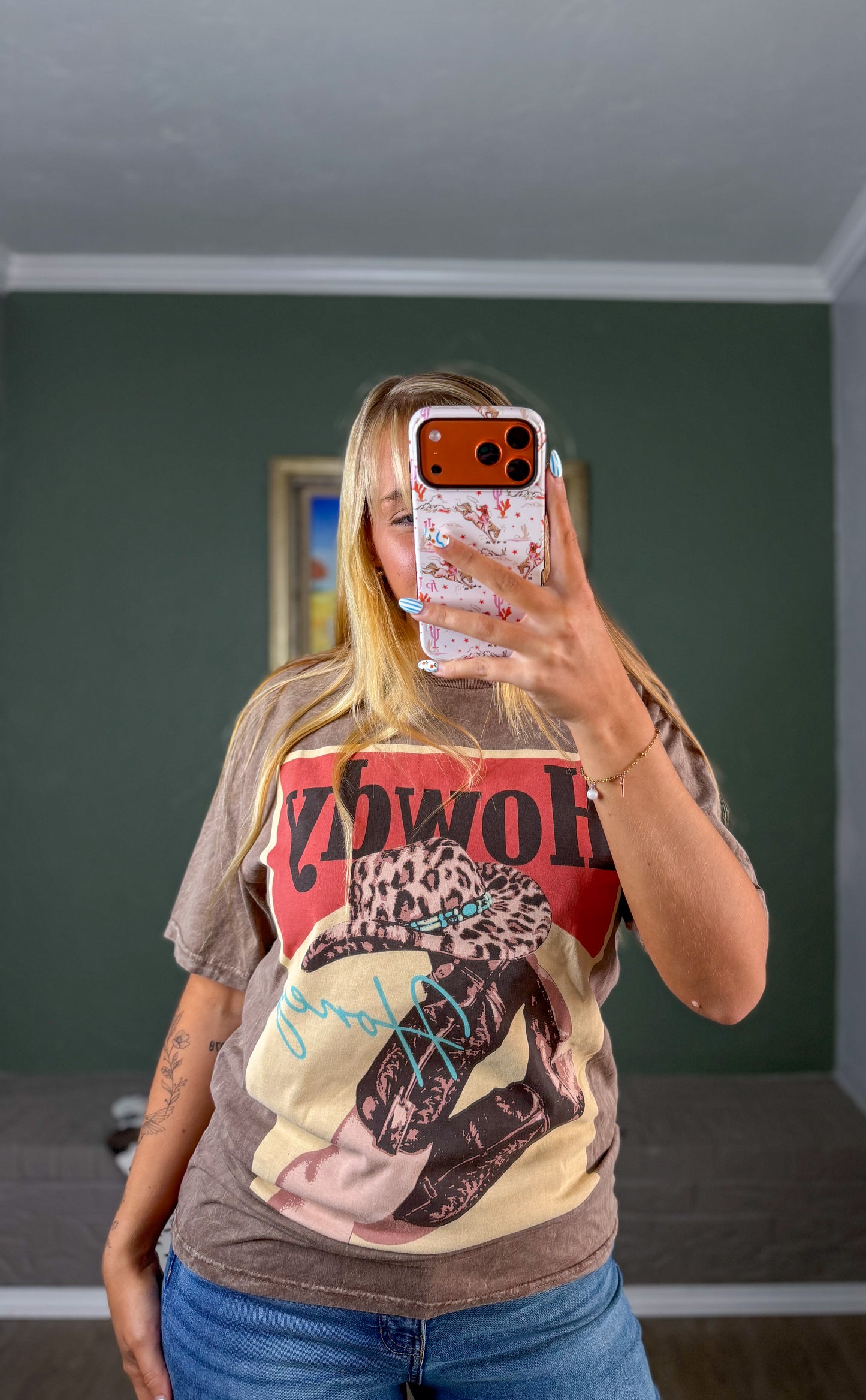 Howdy Honey Mineral Wash Graphic Tee