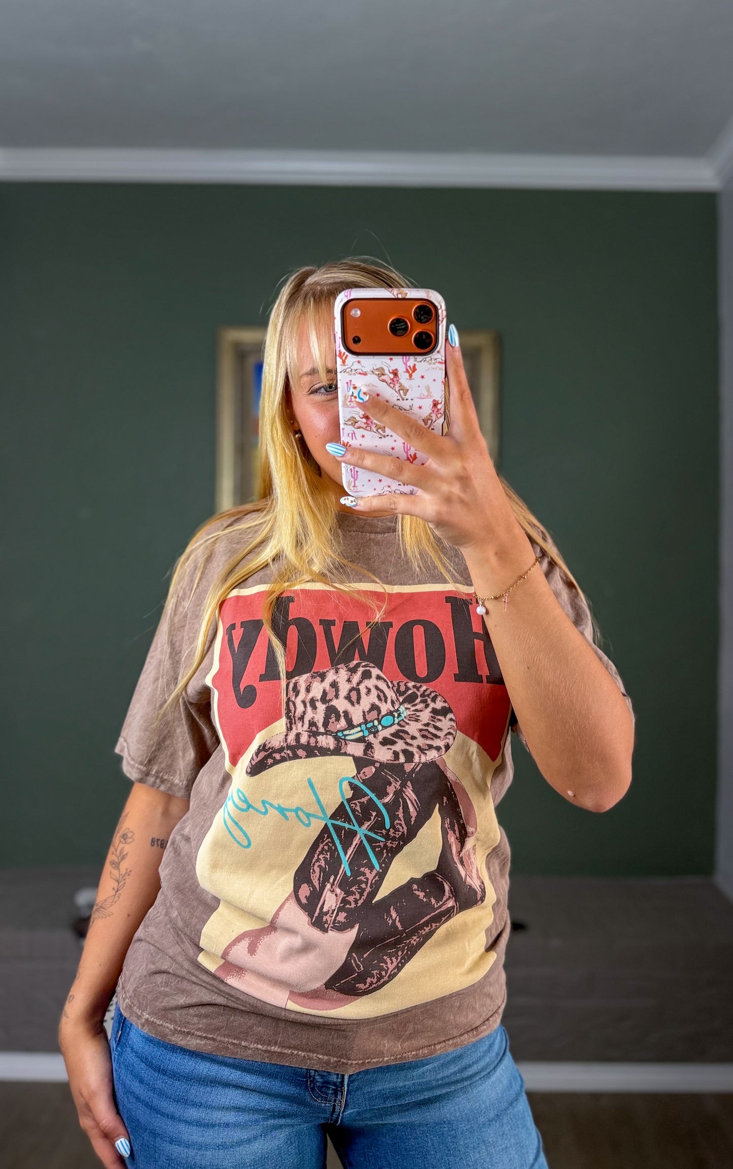 Howdy Honey Mineral Wash Graphic Tee